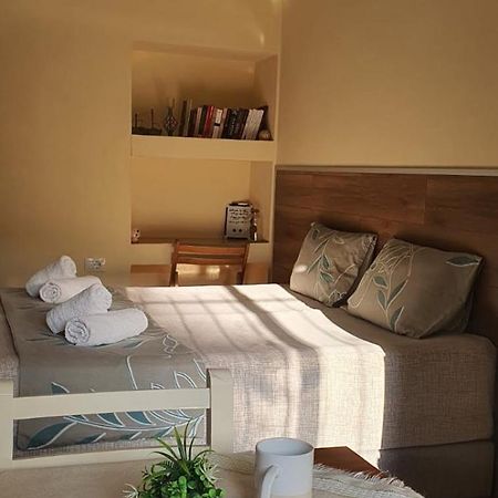 Alle'S M Shyri Studio Apartment Tiranë Luaran gambar