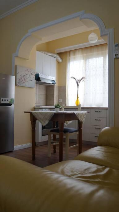 Alle'S M Shyri Studio Apartment Tiranë Luaran gambar