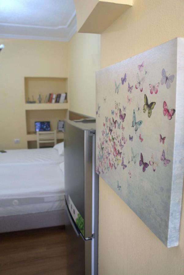 Alle'S M Shyri Studio Apartment Tiranë Luaran gambar